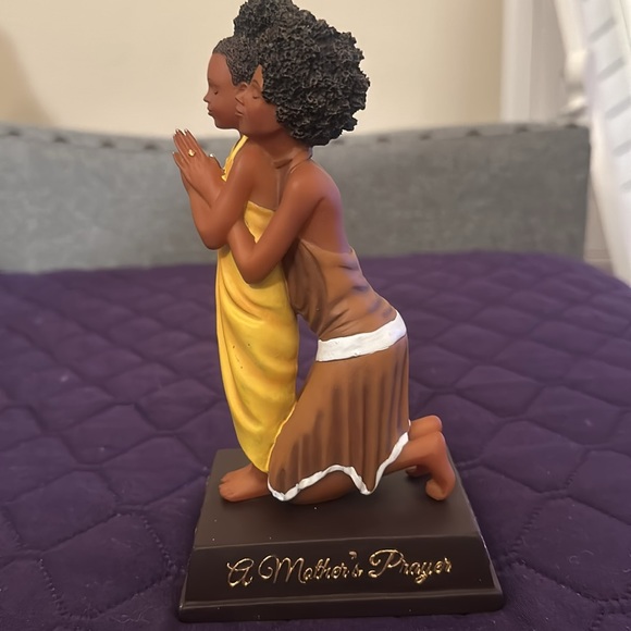 Beautiful Art Piece - Picture 2 of 4